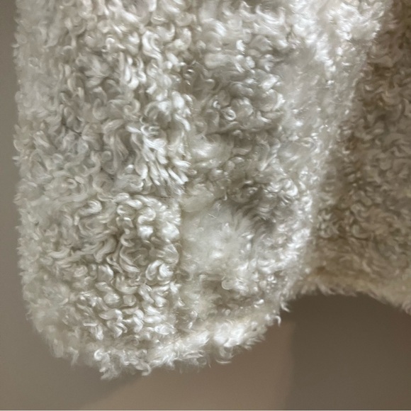 Vince Camuto Shearling Faux Leather Jacket in Cream and Black Medium - Picture 6 of 12